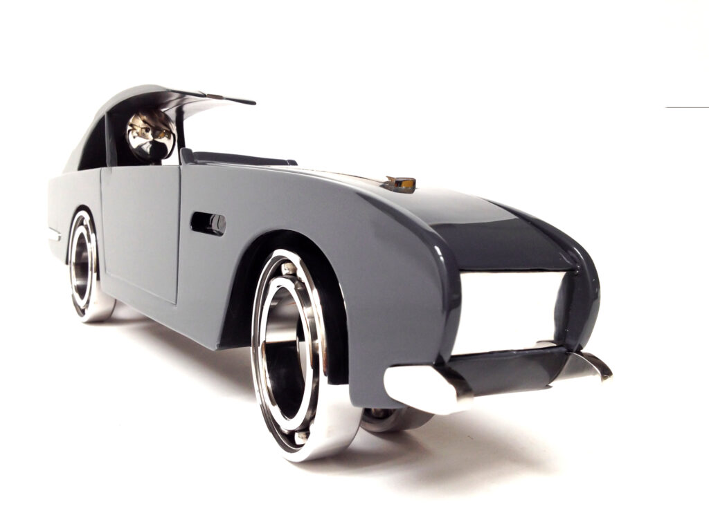 Ashton Martin DB5 - 4