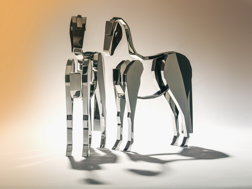horse stainless steel 33 cm